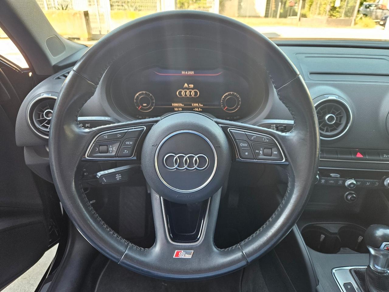 Audi A3 SPB 35 TDI Admired ** SLine**