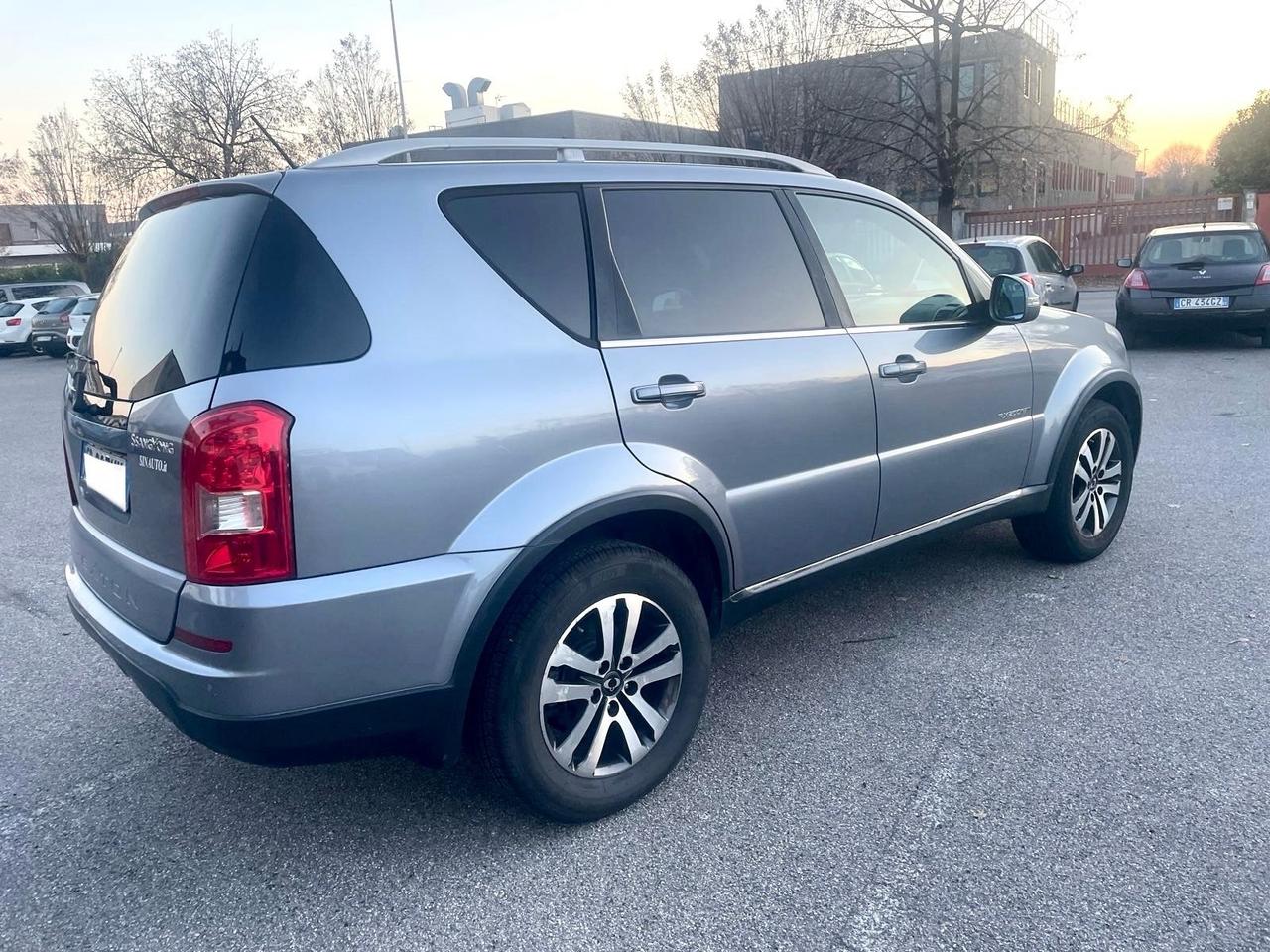 Ssangyong Rexton W 2.0 Xdi 4x4 2013