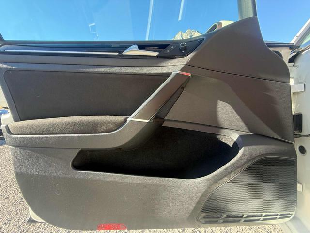 VOLKSWAGEN Golf Business 2.0 TDI DSG 5p. Highline BlueMotion Tech.