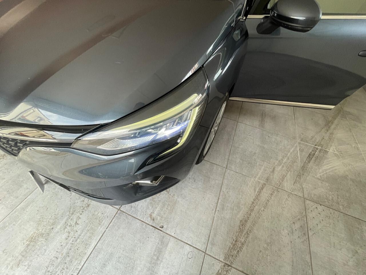 Renault Clio TCe 12V 100 CV 5 porte Intens