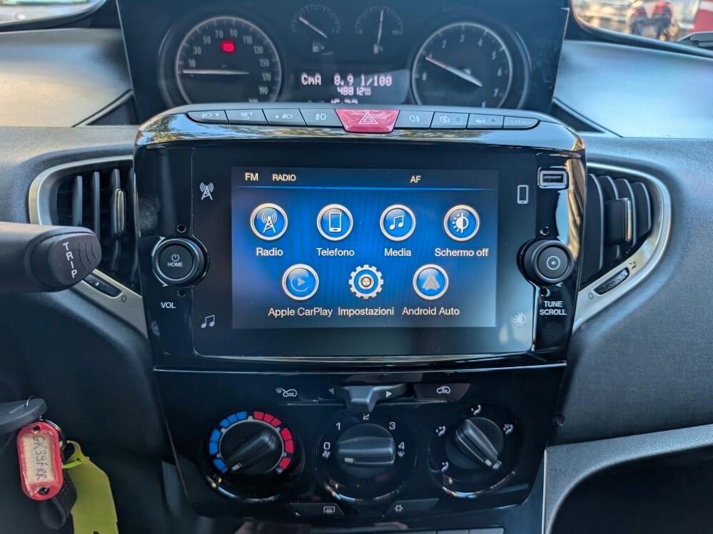 Lancia Ypsilon 1.0 Hybrid UNIPRO' SENZA VINCOLI DI FINANZIAMENTO