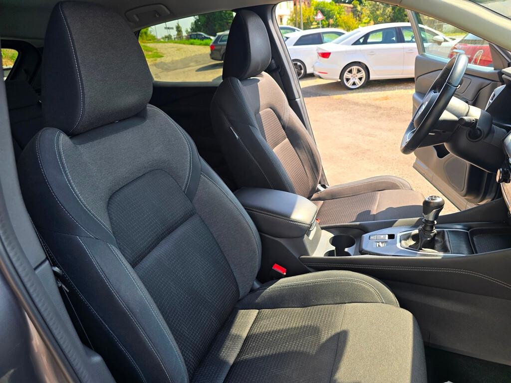 Nissan Qashqai MHEV 140 CV N-Connecta