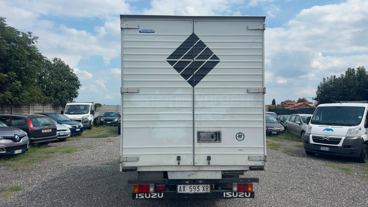 Isuzu NPR/NKR NPR 65 3.9 TD PL Telaio Cabinato
