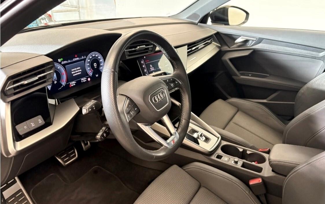 Audi A3 Sportback 40 Tdi Q. S-tr. S-line, 19", Matrix, Acc