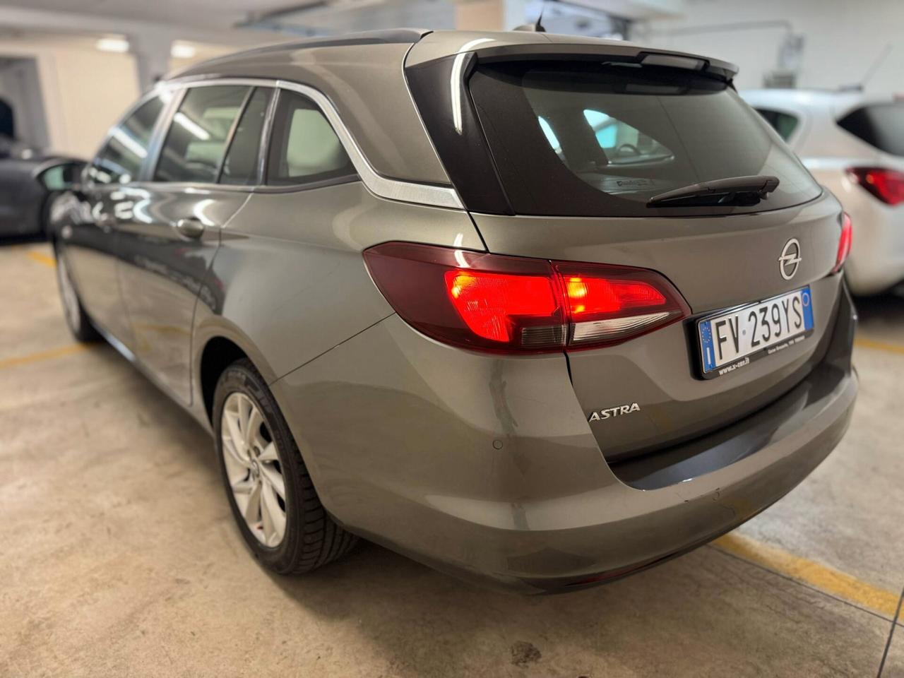 Opel Astra 1.6 CDTi 110CV Start&Stop Sports Tourer Business