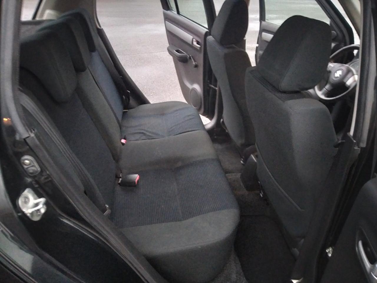 Suzuki Swift 1.3 92cv 5p. GL Safety Pack x neopatentati