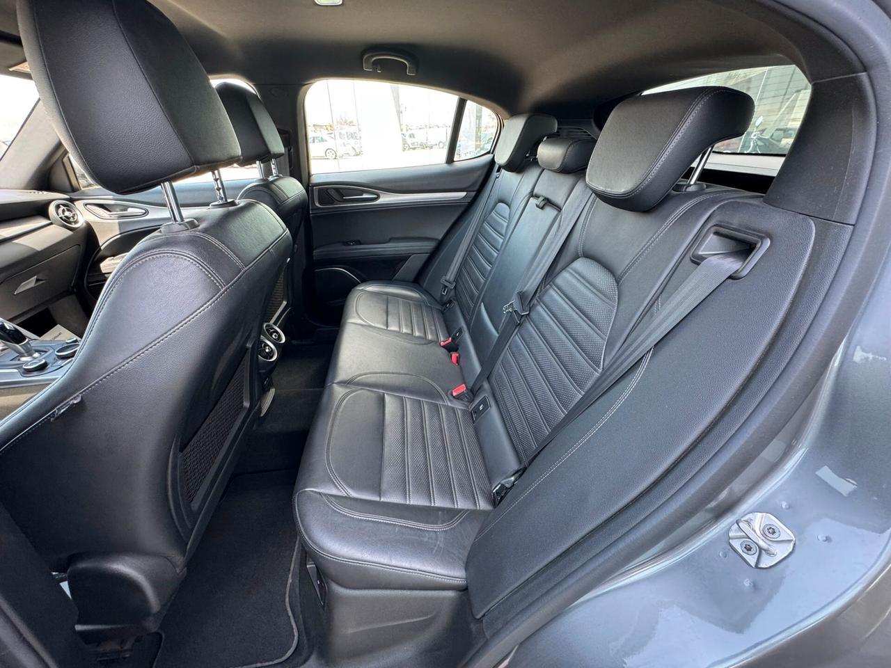 Alfa Romeo Stelvio 2.2 Turbodiesel 210 CV AT8 Q4 Super