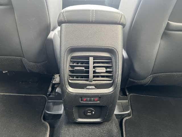 Ford Kuga 2.5 Full Hybrid 190 CV CVT AWD Vignale