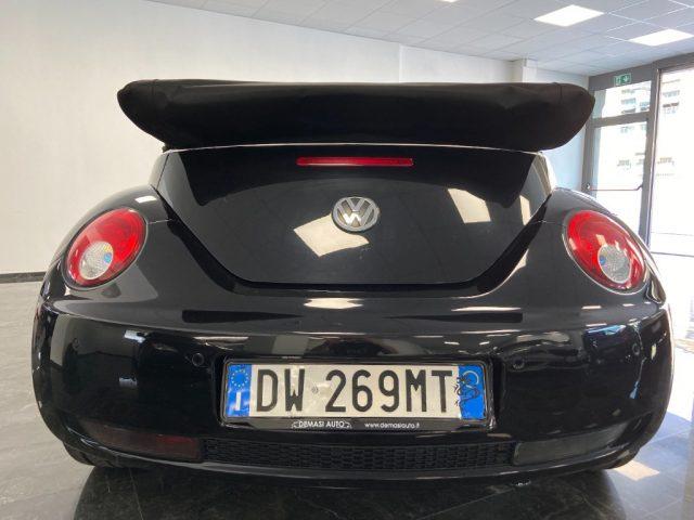 VOLKSWAGEN New Beetle 1.6 CA 3P. CABRIO + SED. RISCALDABILI + MP3