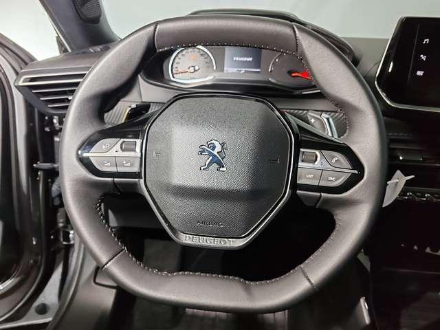 Peugeot 2008 1.2 130cv Allure EAT8 Navi + Telecamera