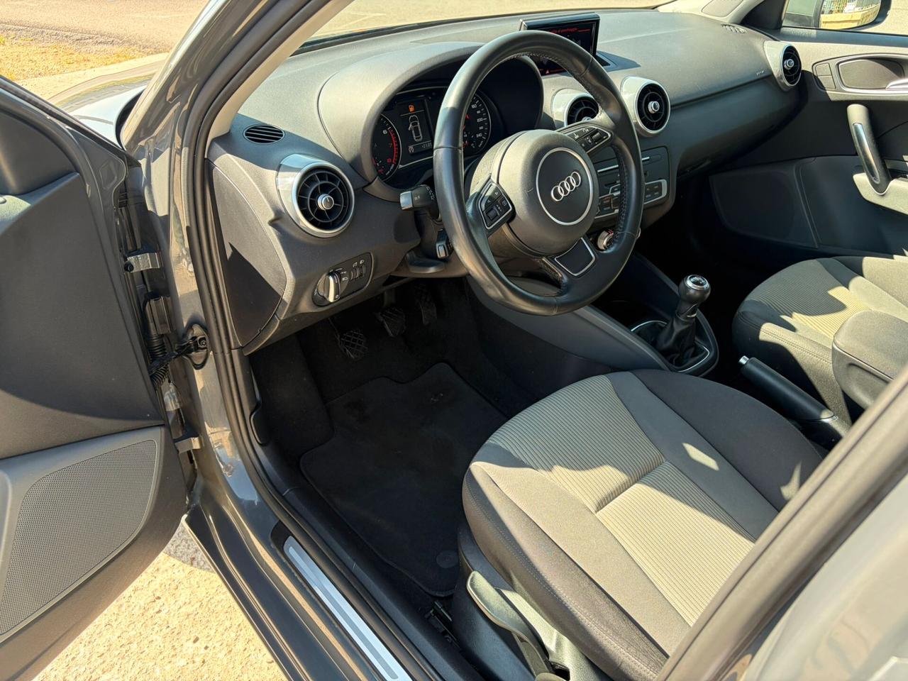 Audi A1 1.0 TFSI ultra Design
