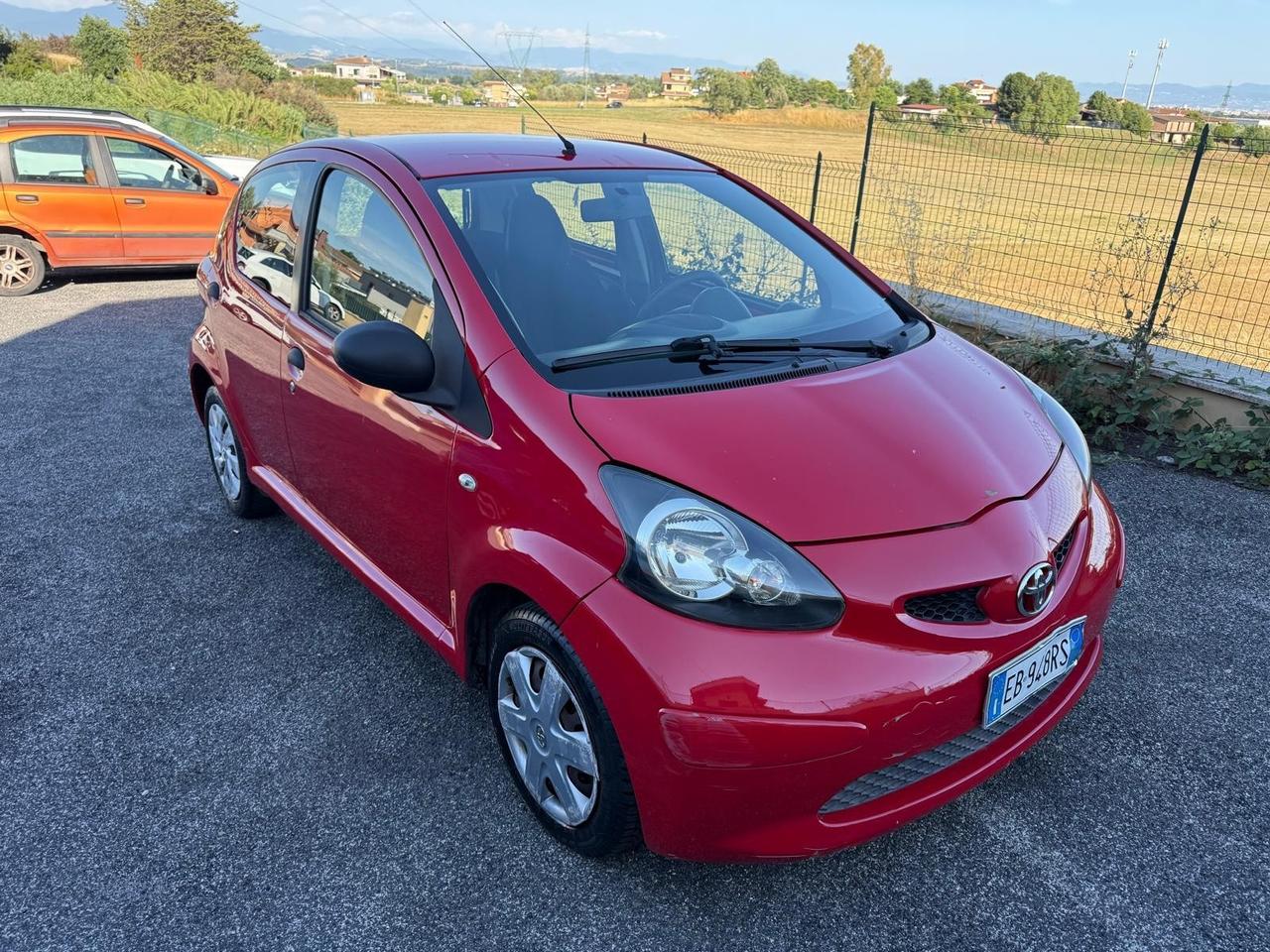 Toyota Aygo 1.0 12V VVT-i 5 porte Now