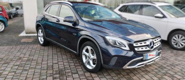 MERCEDES-BENZ GLA 200 d Automatic 4Matic