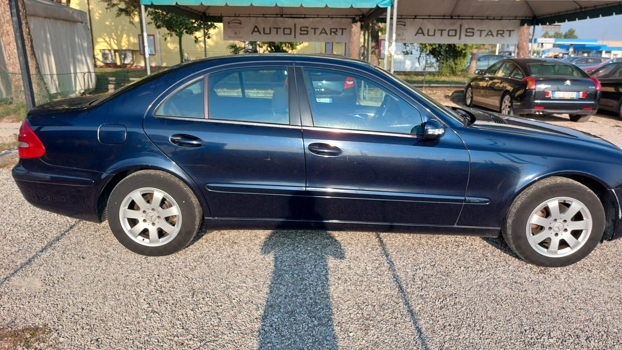 Mercedes-benz E 220 CDI cat Avantgarde