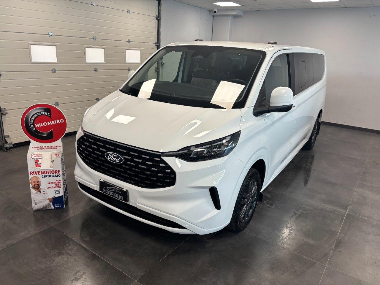 Ford Tourneo Custom 9 Posti Passo Lungo L2 Titanium 2.0 Diesel