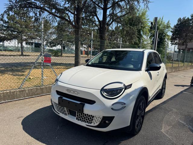 FIAT 600 Hybrid 100 CV DCT MHEV