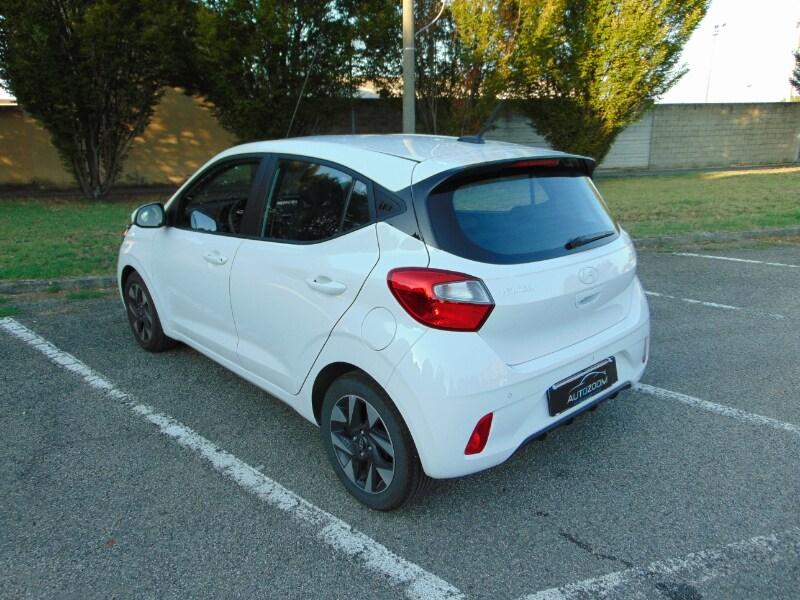 HYUNDAI i10 3ª serie i10 1.0 MPI AT Connectline
