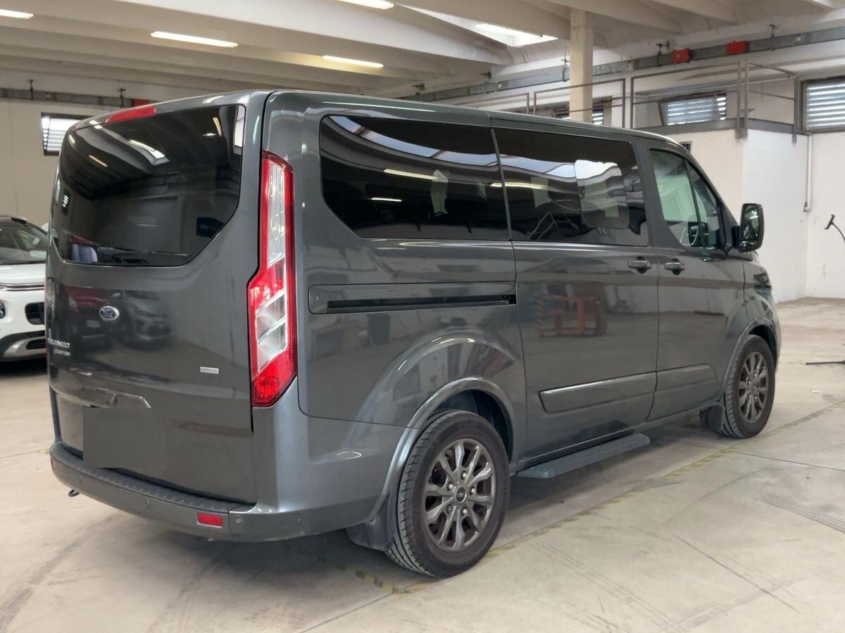 Ford Tourneo Custom 8 POSTI 2.0 TDCi 170CV Titanium