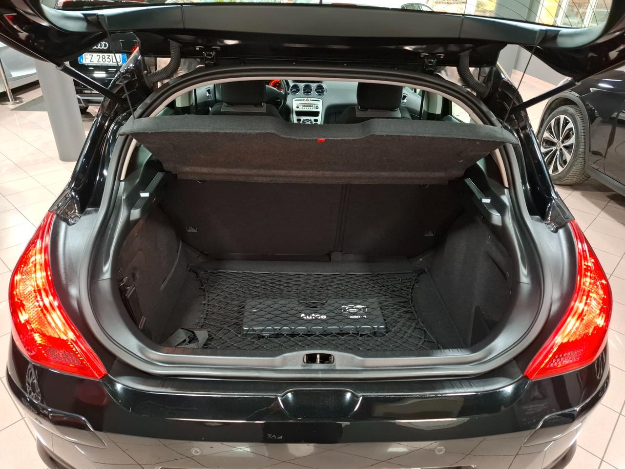 Peugeot 308 1.6 HDI Neopatentato