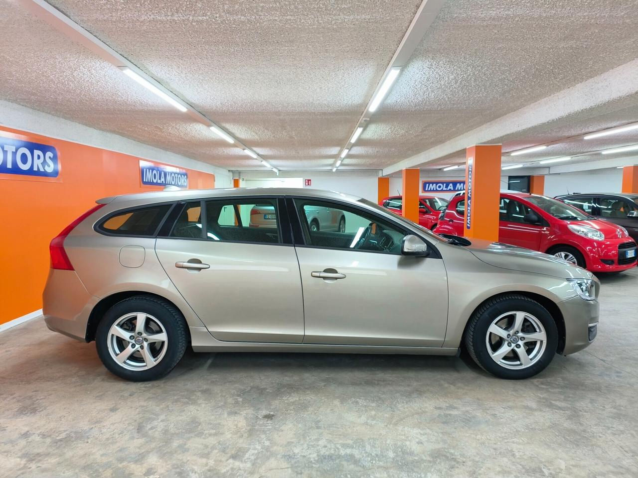 Volvo V60 D2 1.6 Diesel da 115 CV Kinetic - 2015