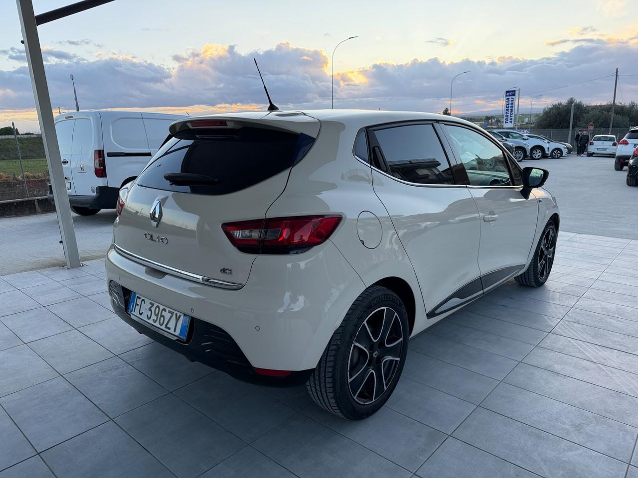 Renault Clio dCi 8V 75 CV Start&Stop 5 porte Energy Duel