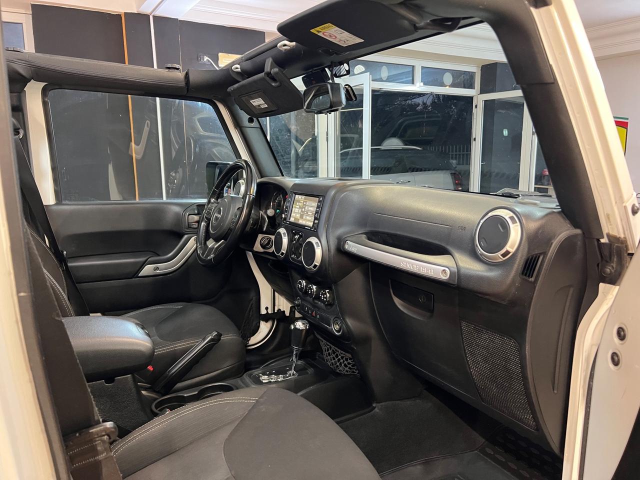 Jeep Wrangler Unlimited 2.8 CRD DPF Rubicon Auto