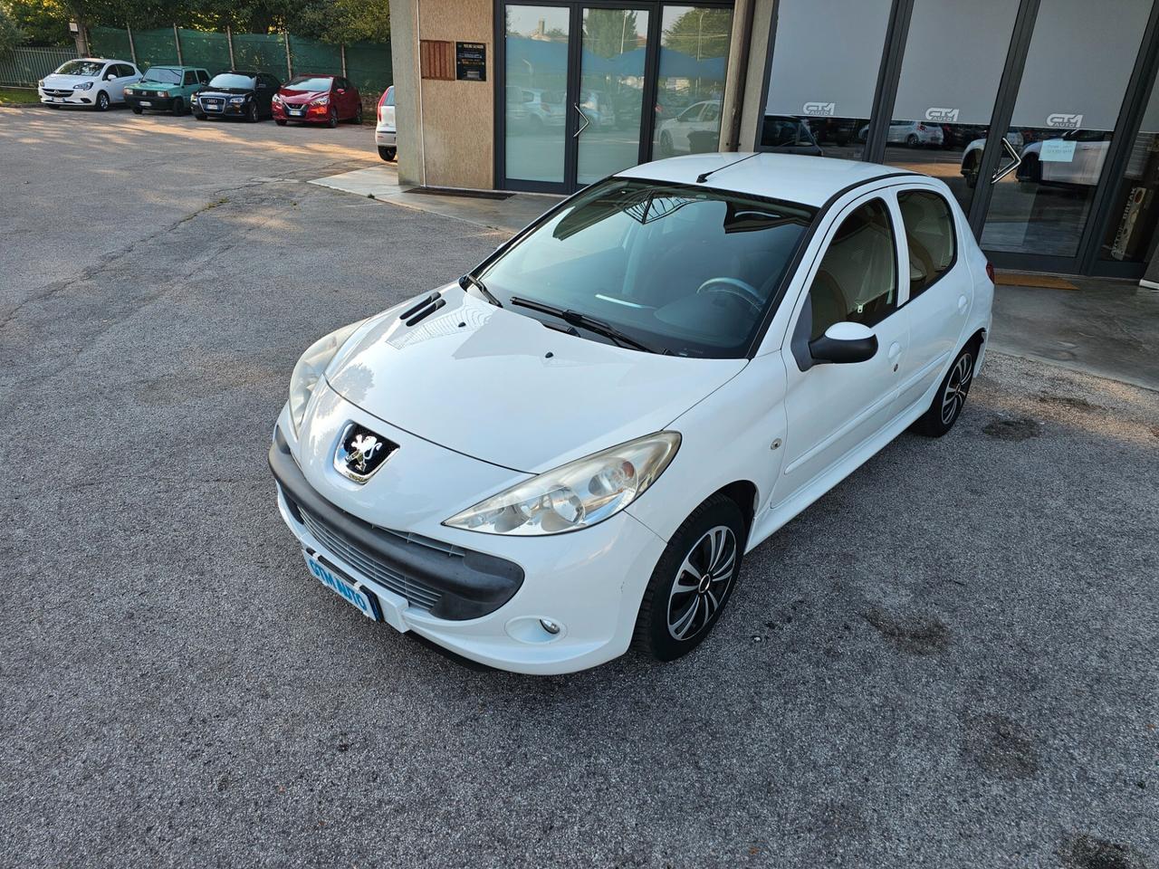 Peugeot 206+ GPL - Neopatentati