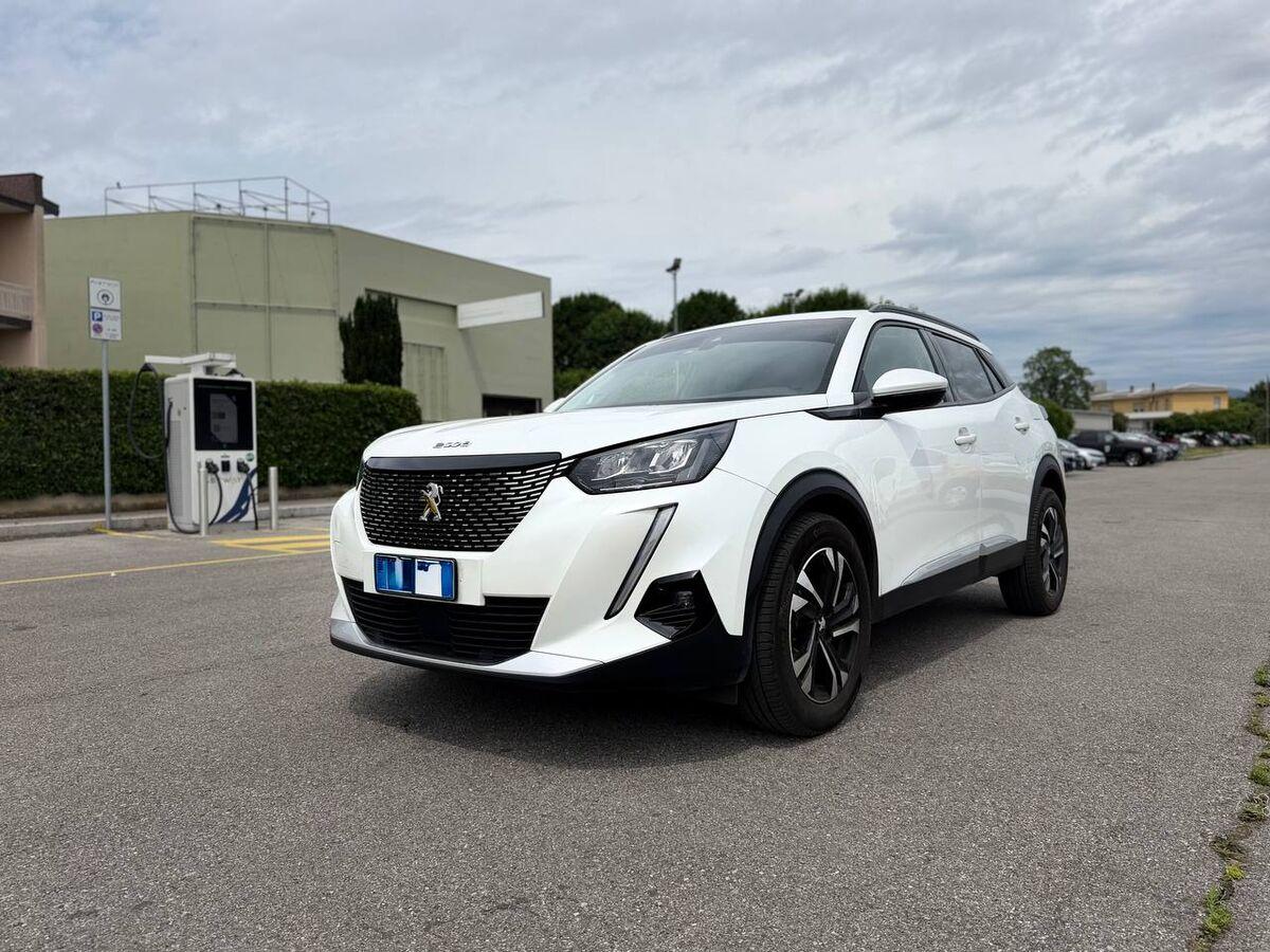 Peugeot 2008 1.2 puretech Allure Pack IVA ESPOSTA!