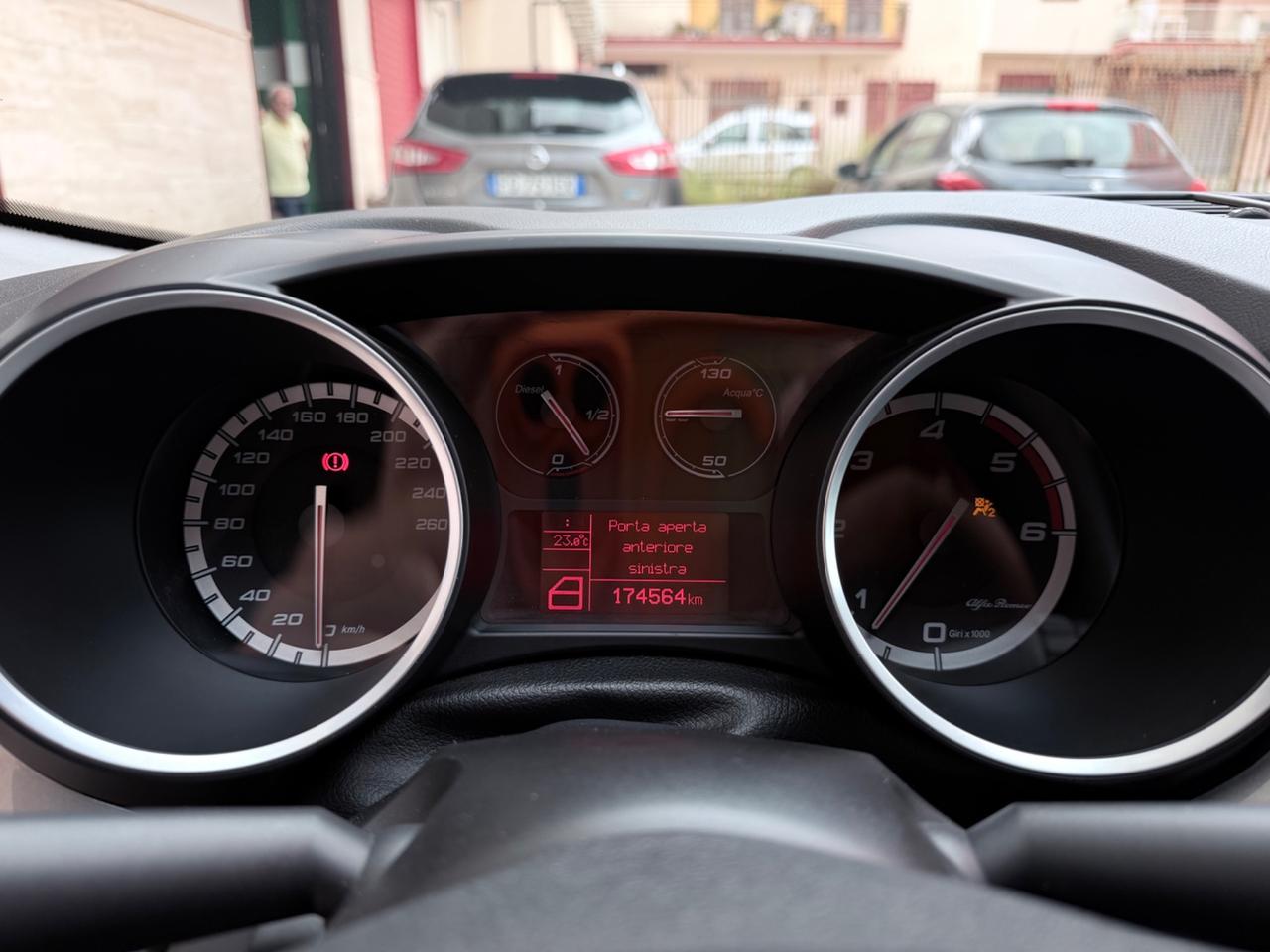 Alfa Romeo Giulietta 1.6 JTDm-2 105 CV Distinctive