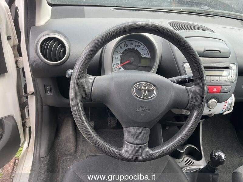 Toyota Aygo I 2012 5p 1.0 Active connect