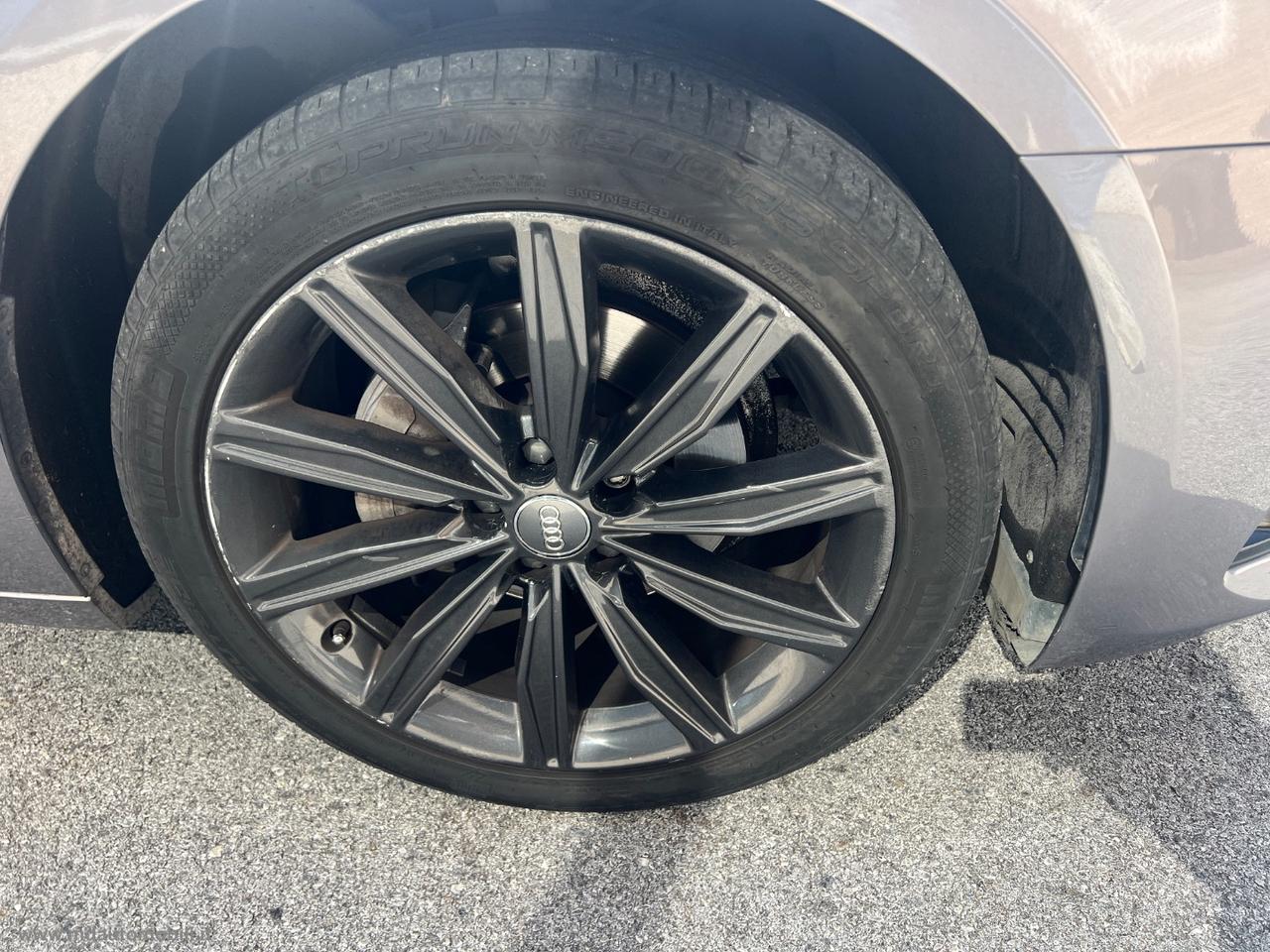 AUDI A6 Avant 40 2.0 TDI S tronic Sport CERCHI 19 CAMERA