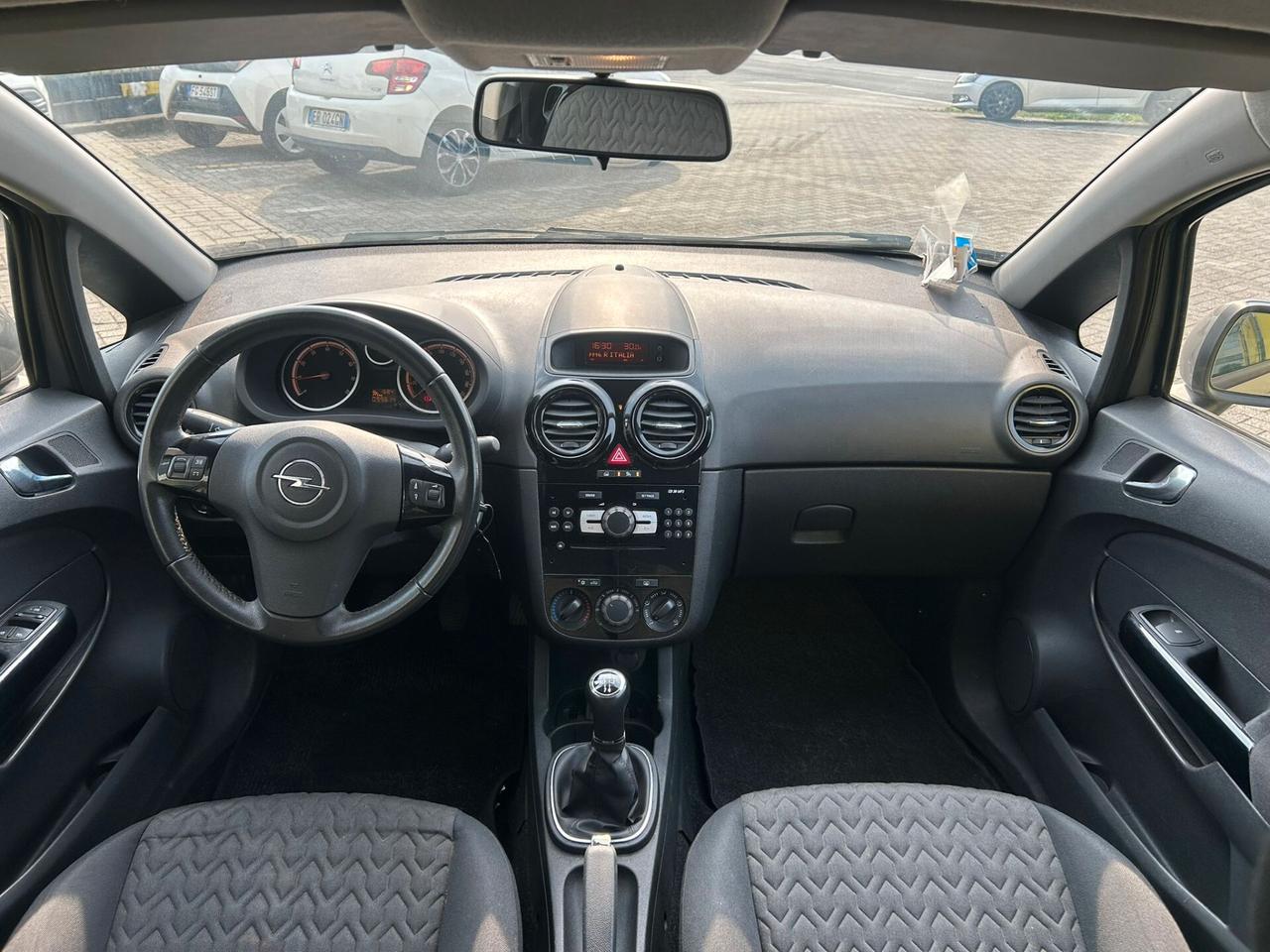 Opel Corsa 1.2 3 porte b-color 99.000KM