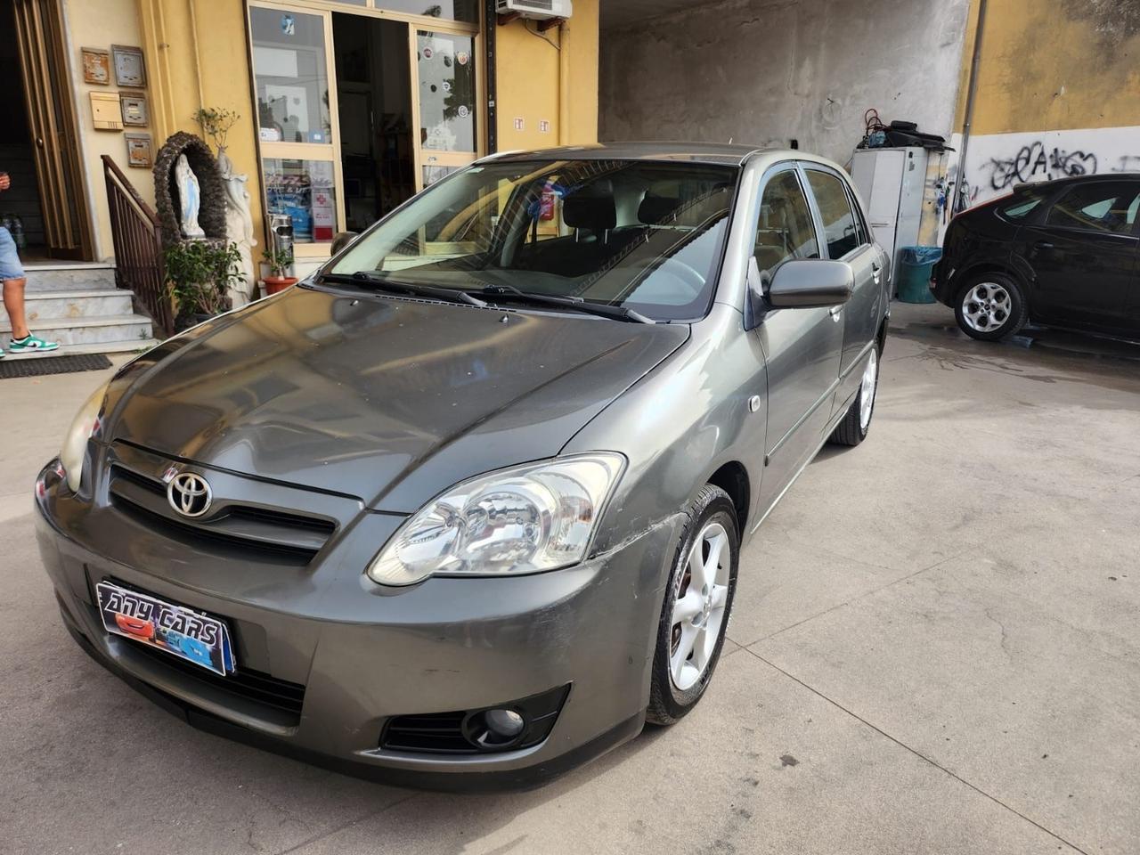 Toyota Corolla 1.4 D-4D 5 porte Sol