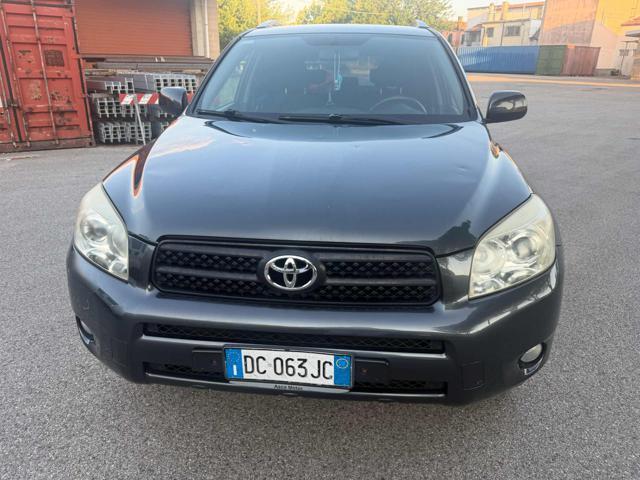 TOYOTA RAV 4 MY23 RAV4 2.2 D-4D 136 CV perfetta di meccanica