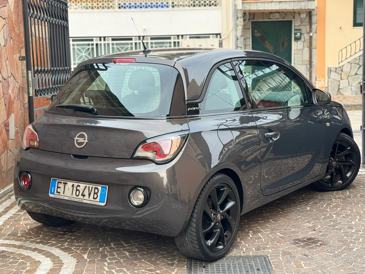 Opel Adam 1.4 87 CV White/Black Link