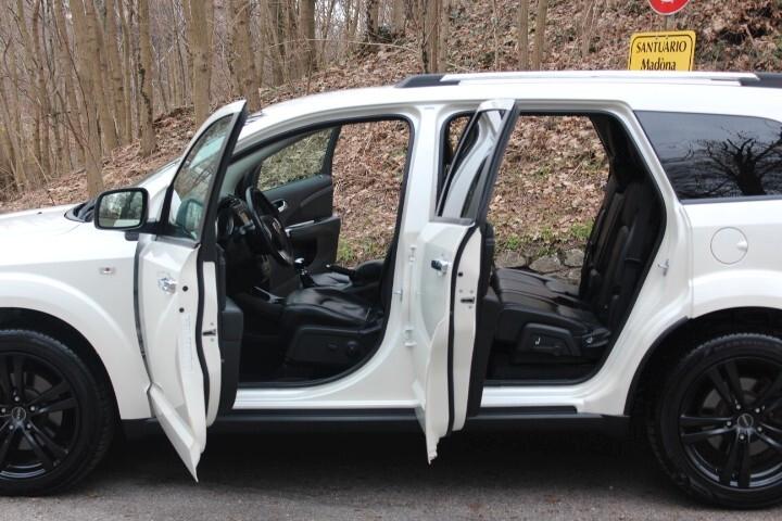 Fiat Freemont 2.0 Multijet 170 CV Lounge PELLE TELECAMERA SENSORI IMPIANTO AUDIO ALPINE