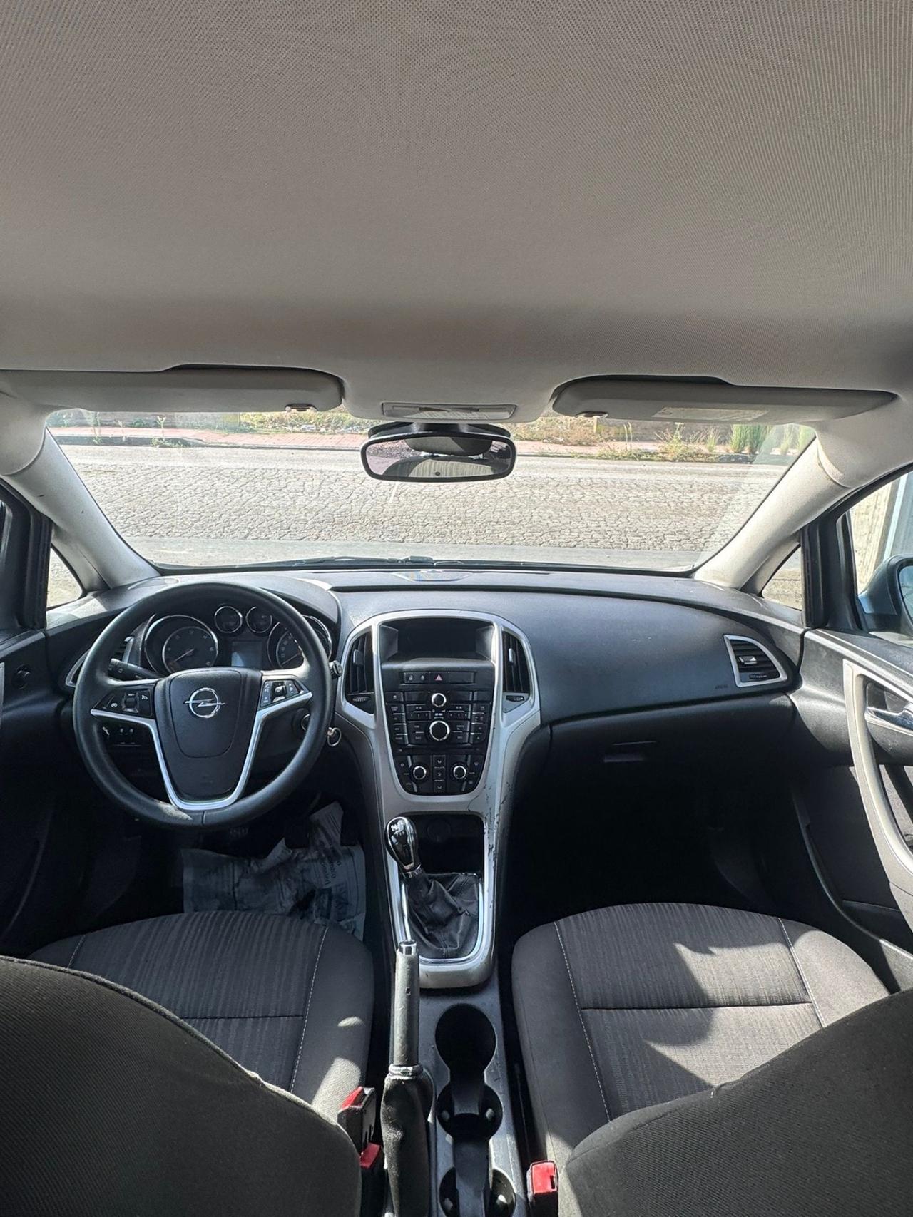 Opel Astra 1.7 CDTI 110CV Sports Tourer Cosmo Fleet