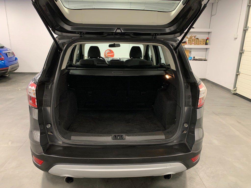 Ford Kuga 1.5 TDCI Titanium 2WD