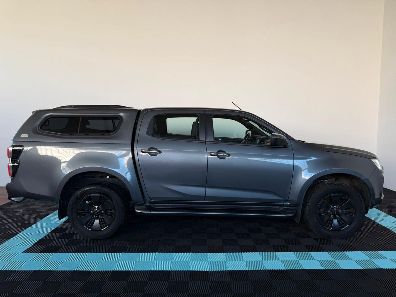 Isuzu D-Max N60 1.9 Crew Cab FF 4X4 A/T HARD TOP