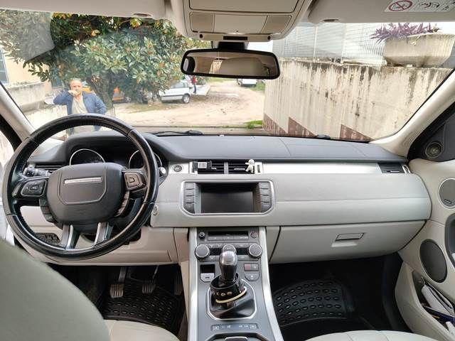 LAND ROVER - Range Rover Evoque