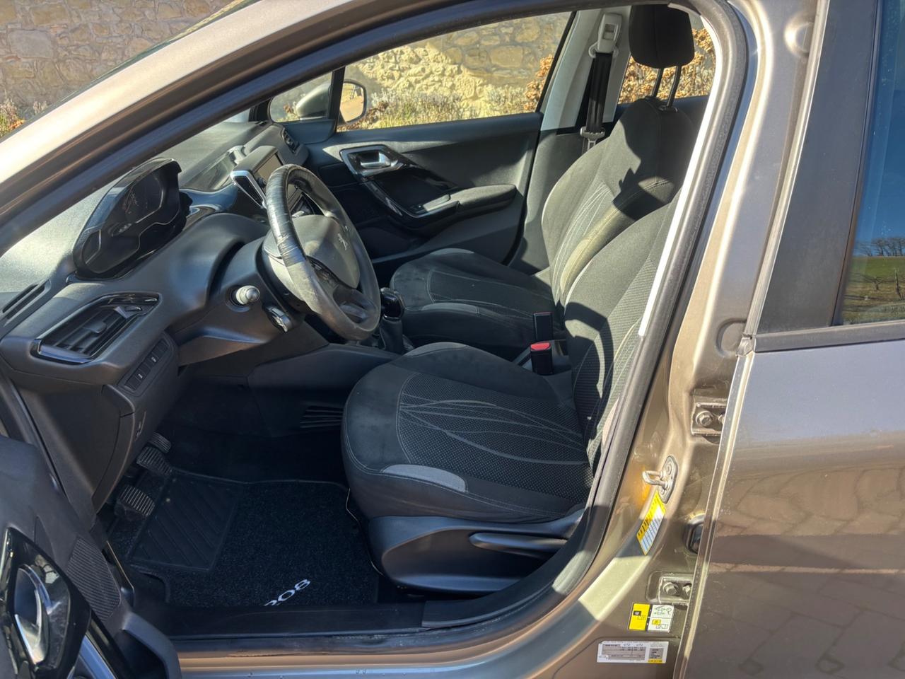 Peugeot 208 1.4 HDi 68 CV 5 porte Active