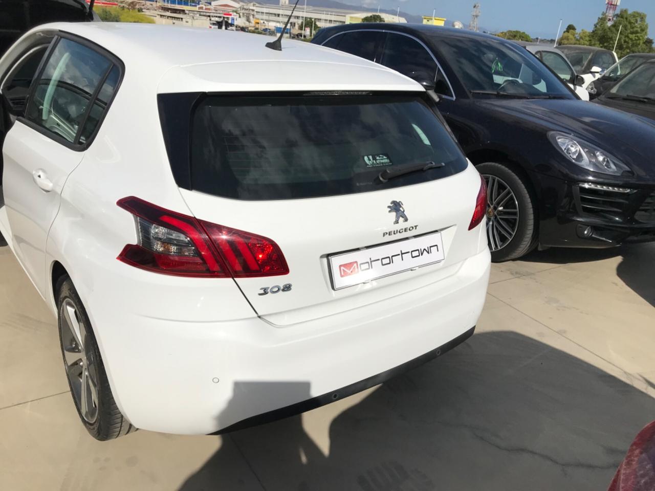 Peugeot 308 BlueHDi 130 S&S Allure