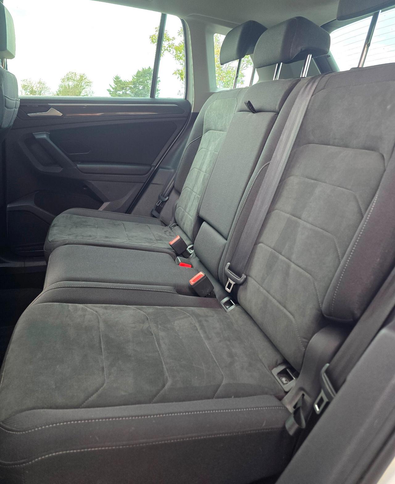 Volkswagen Tiguan 2.0 TDI 150 CV SCR DSG Elegance