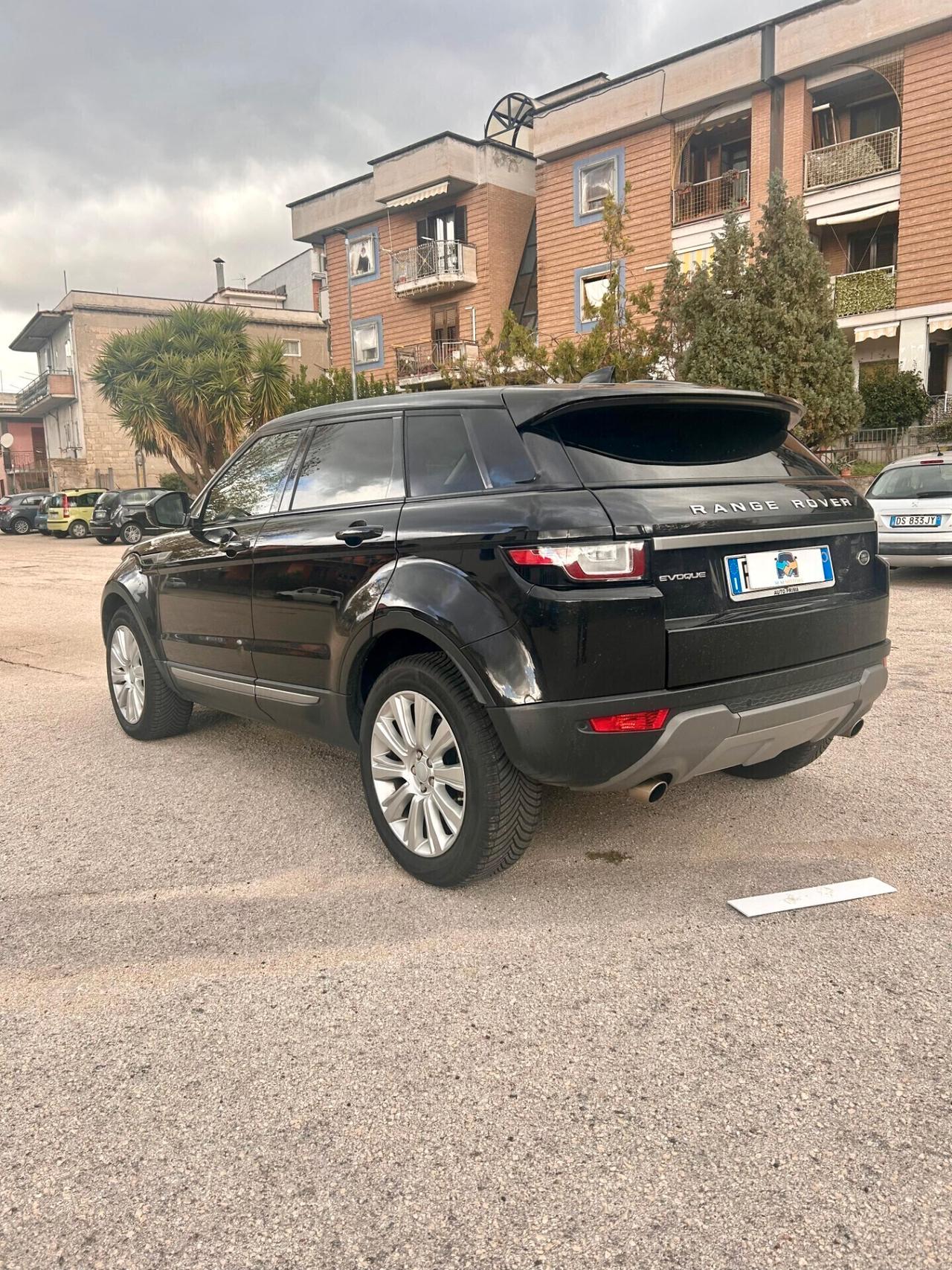 Range Rover Evoque 2.0 TD4 150 CV 5p. SE AUTOCARRO