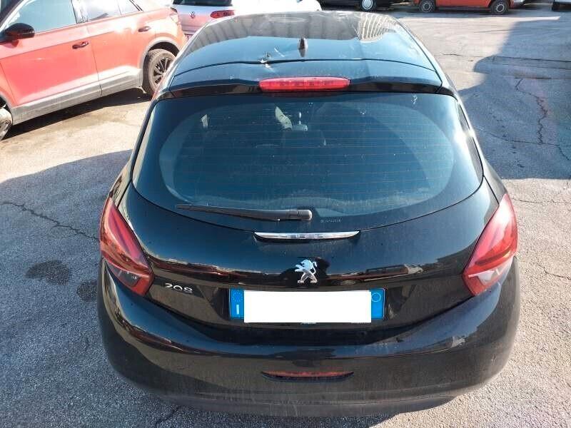 Peugeot 208 PureTech 82 5 porte Allure