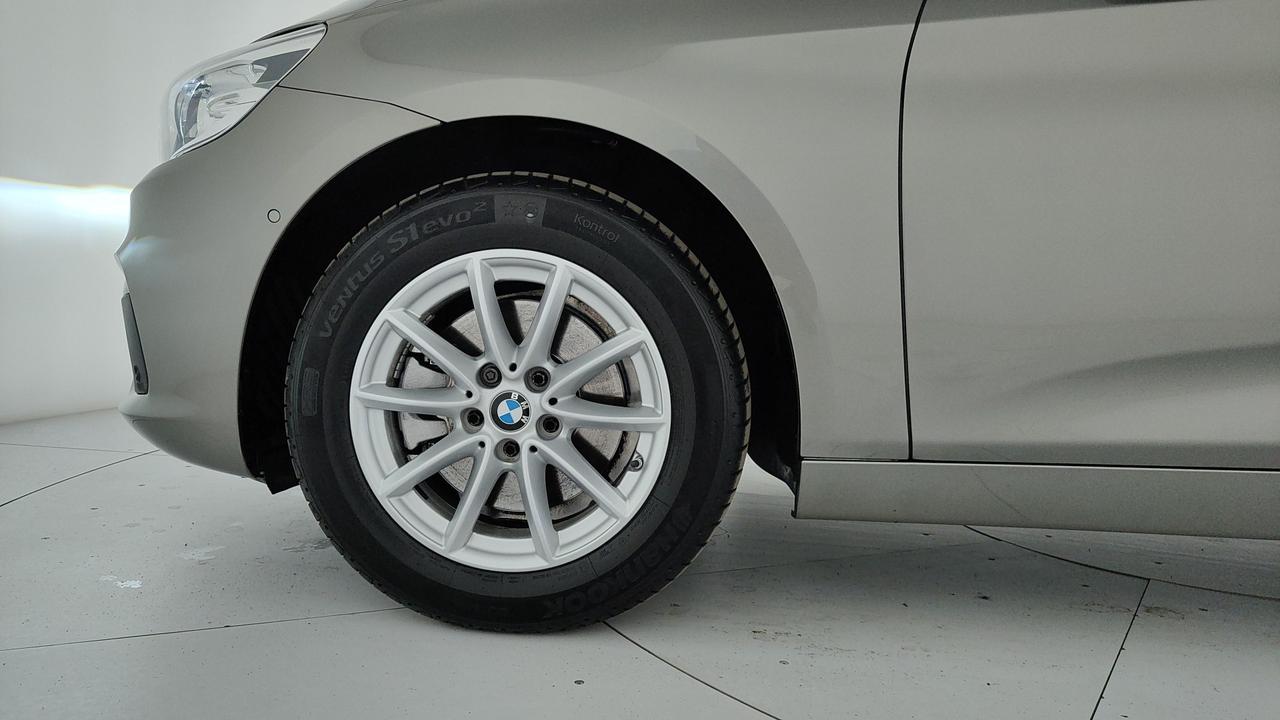 BMW Serie 2 F45 2014 Active Tourer - 220i Active Tourer auto