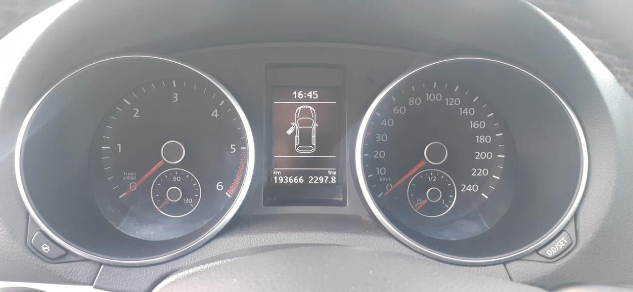 Volkswagen Golf 2012 - 1.6 TDI Lb automobili