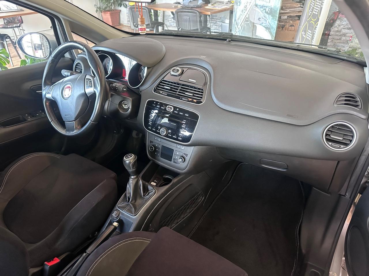 Fiat Punto 1.3diesel 75CV 5 porte Lounge + carrello appendice