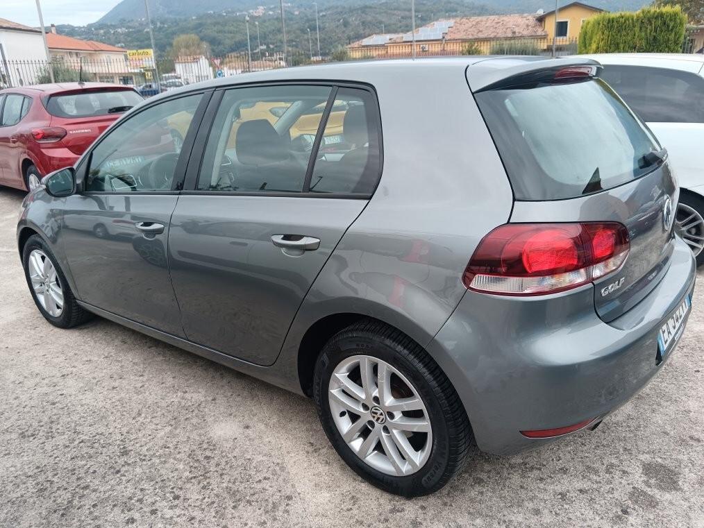 Volkswagen Golf 1.6 TDI DPF 5p. Highline