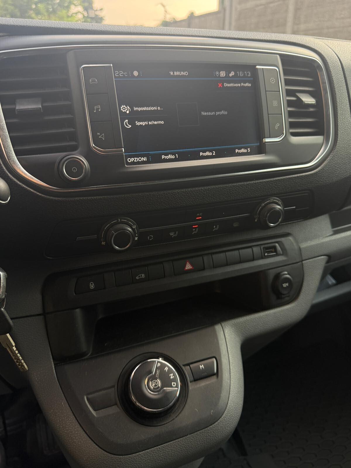 Peugeot Expert 180 S&S EAT8 Premium Compact